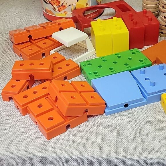 TinkerToy Toy Maker Easy Snap Reusable Wood Plastic No 444 - Picture 6 of 10
